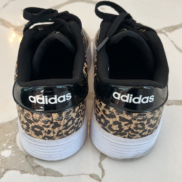 Women’s Adidas Leopard Black Patent Size 8 - Picture 2 of 6